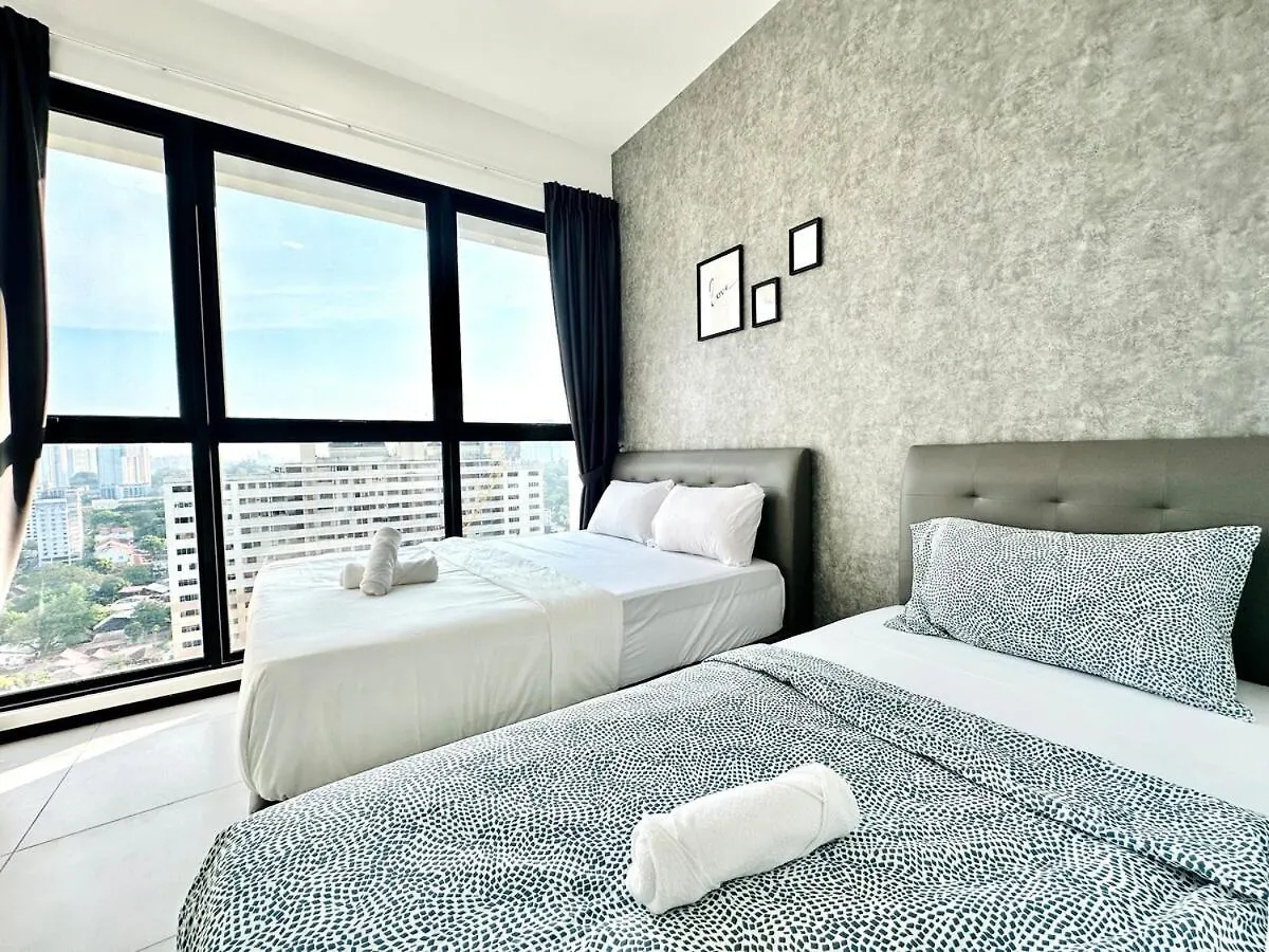 Urban Rooftop Veiw Penang 3Br 10 Pax Jelutong