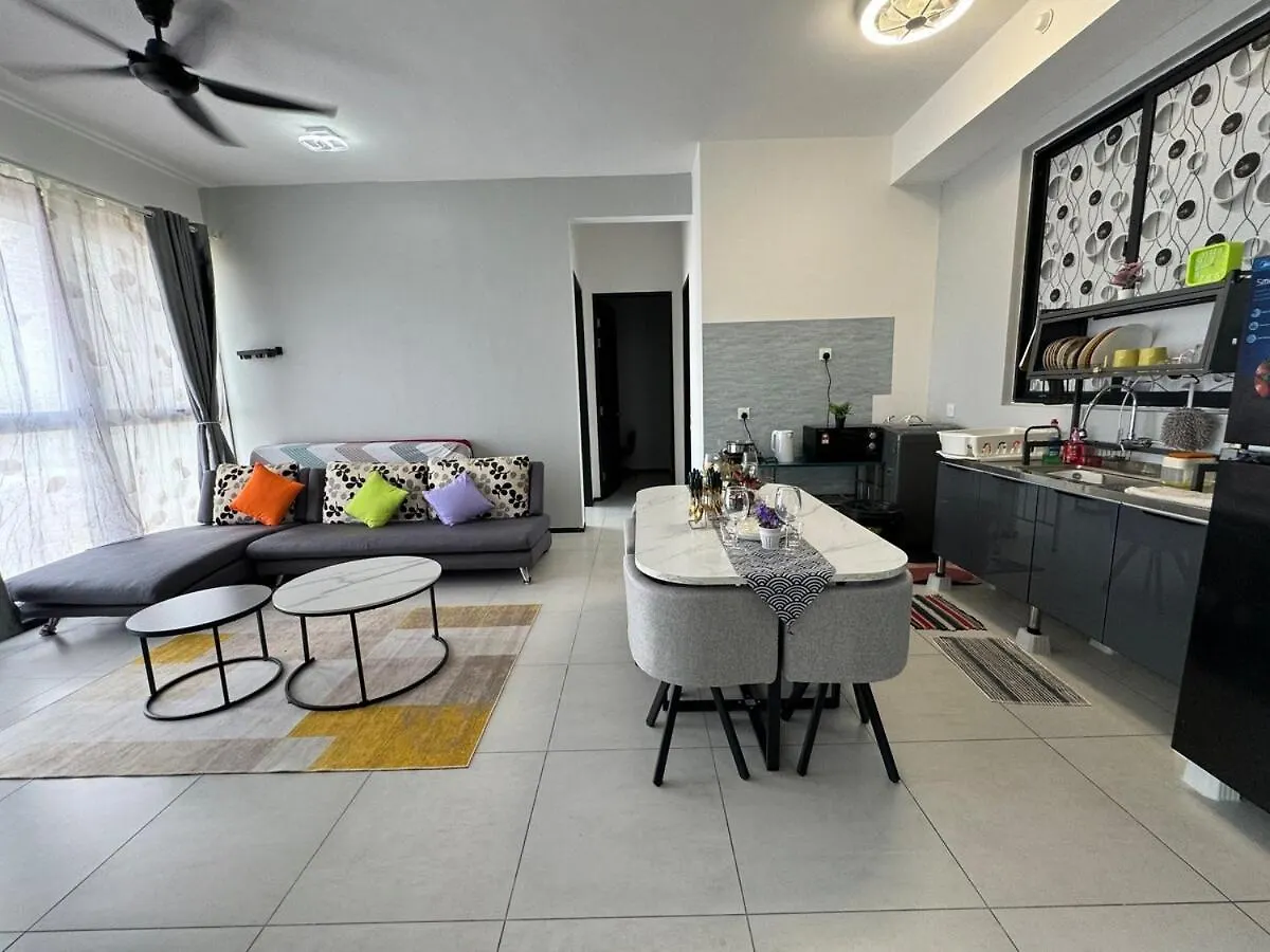 Urban Rooftop Veiw Penang 3Br 10 Pax Jelutong 0*,