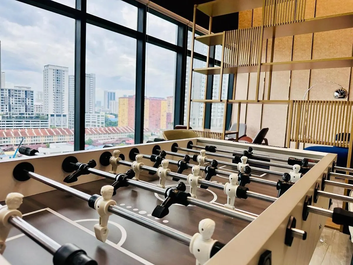 Urban Rooftop Veiw Penang 3Br 10 Pax Jelutong