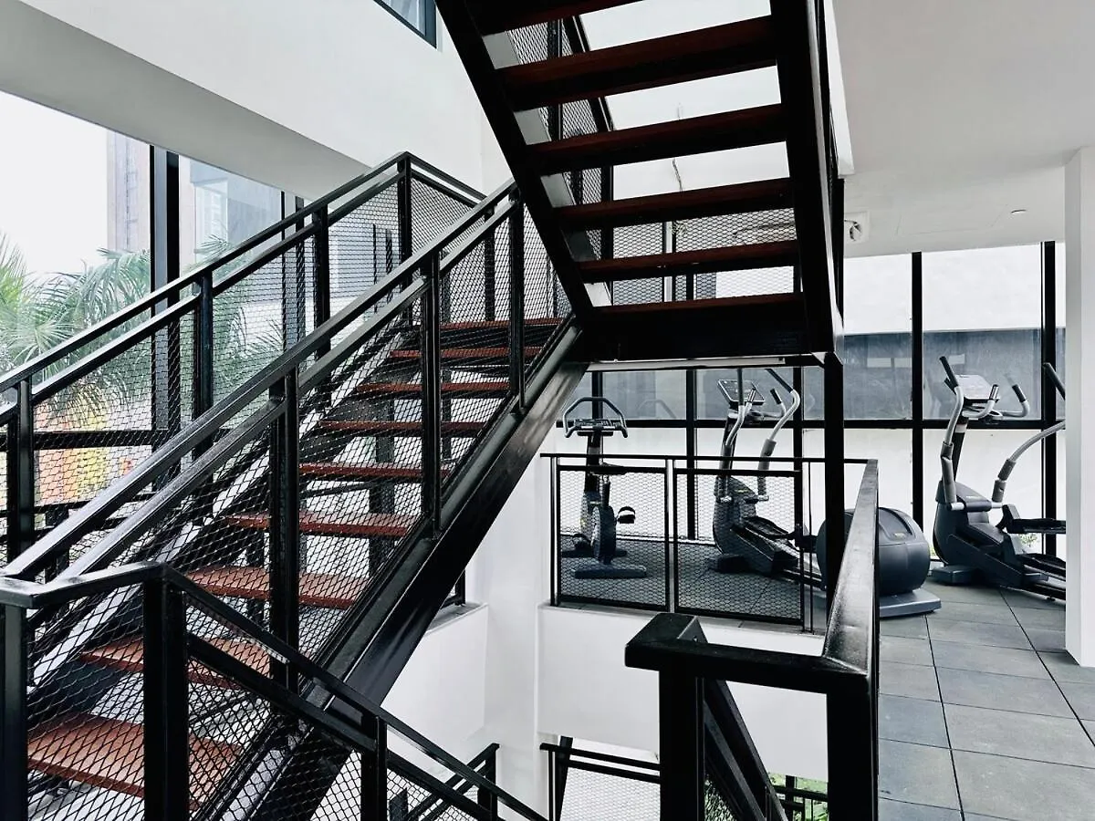 Urban Rooftop Veiw Penang 3Br 10 Pax Jelutong